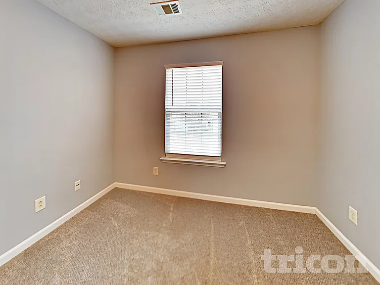 5330 Mountain Top Pl — Photo 13