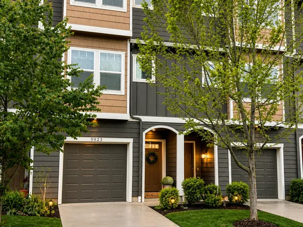 5943 Blue River Dr SE, Salem, OR 97306