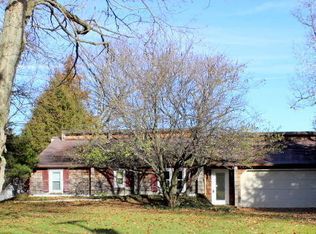 4230 Dawn Dr, Hillsdale, MI 49242