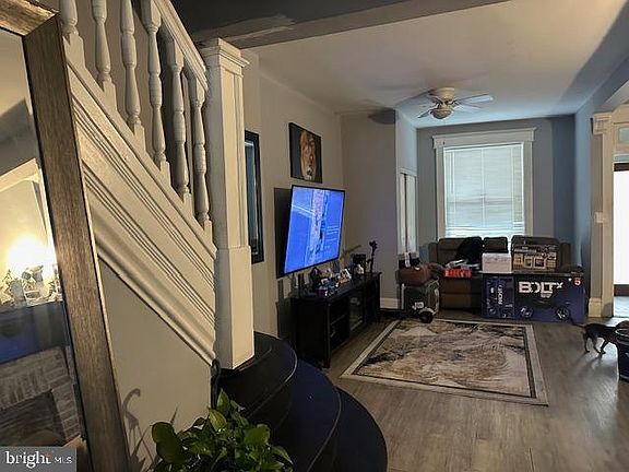 3rd image of 1808 Walnut St