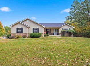 10026 Rolling Hills Rd, Cadet, MO 63630