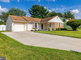 27 Freedom Rd, Sewell, NJ 08080