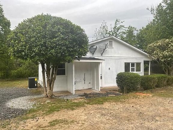 3rd image of 2238 Peachtree Pkwy #B