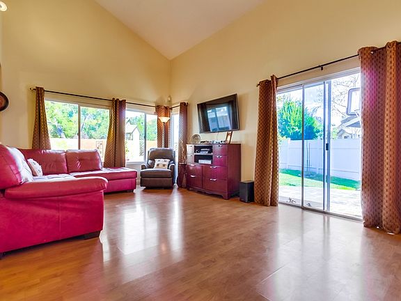 5th image of 4388 Ironwood Dr