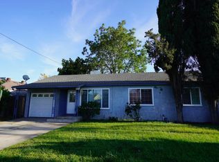 4052 E El Monte Way, Fresno, CA