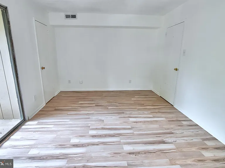 1580 Moorings Dr #11B — Photo 37