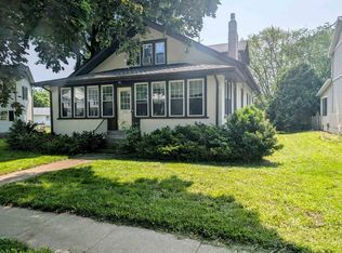 323 S Janesville St, Whitewater, WI 53190