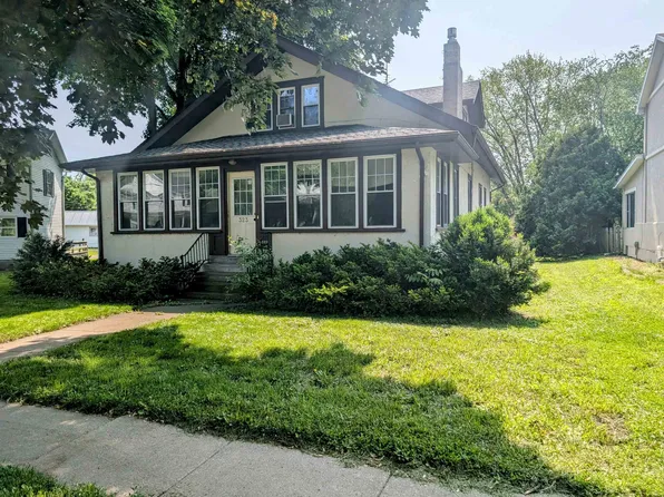 323 S Janesville St, Whitewater, WI 53190