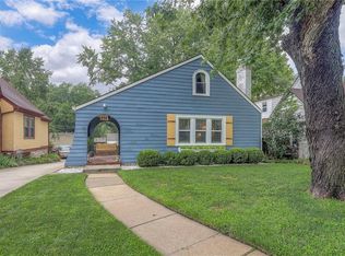 7518 Madison Ave, Kansas City, MO 64114