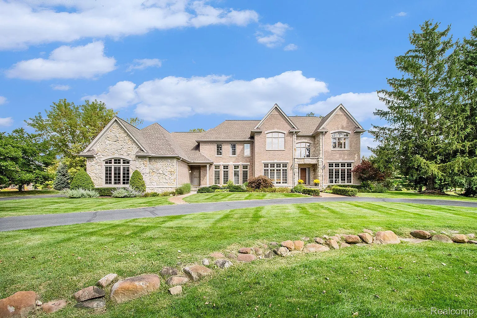 7907 Bridge Valley photo 1