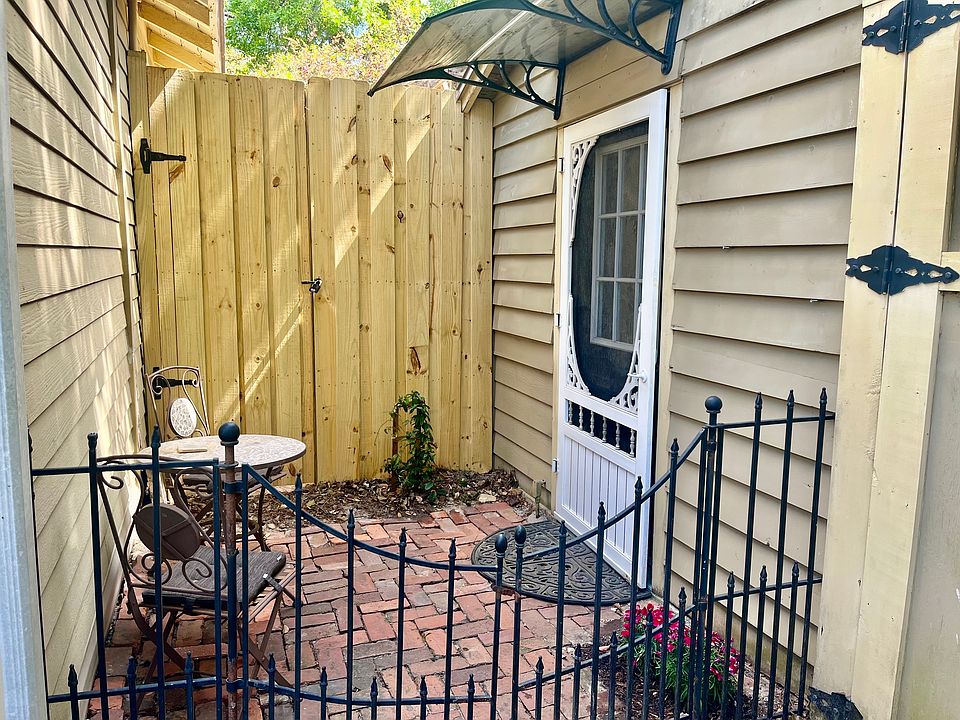 1st image of 3856 Eloise St #1A