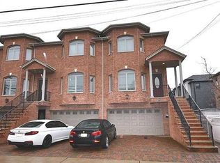 254 13th St UNIT A, Palisades Park, NJ 07650