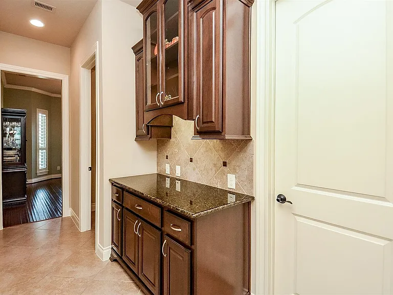 2239 Monarch Terrace Dr — Photo 14