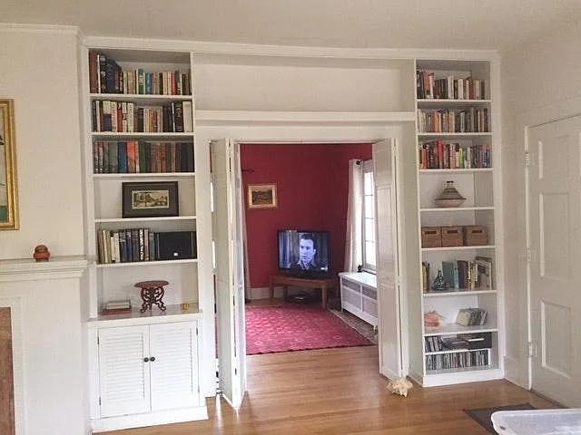 Livingroom to family room