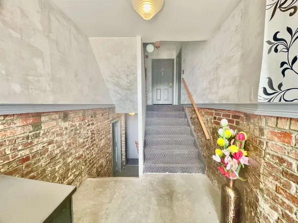 163 Baldwin Avenue image 21 of 24