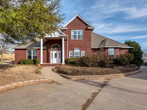 1702 Parkwood Dr, Duncan, OK 73533