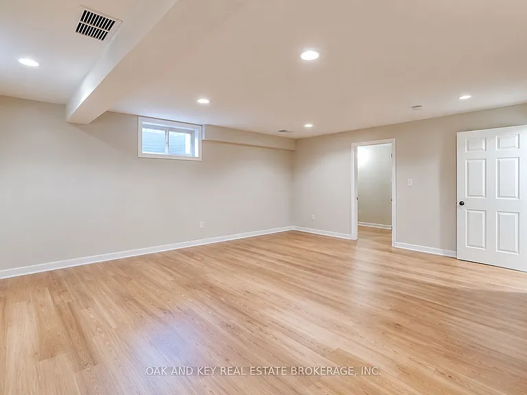 1890 Richmond St #1 — Photo 36