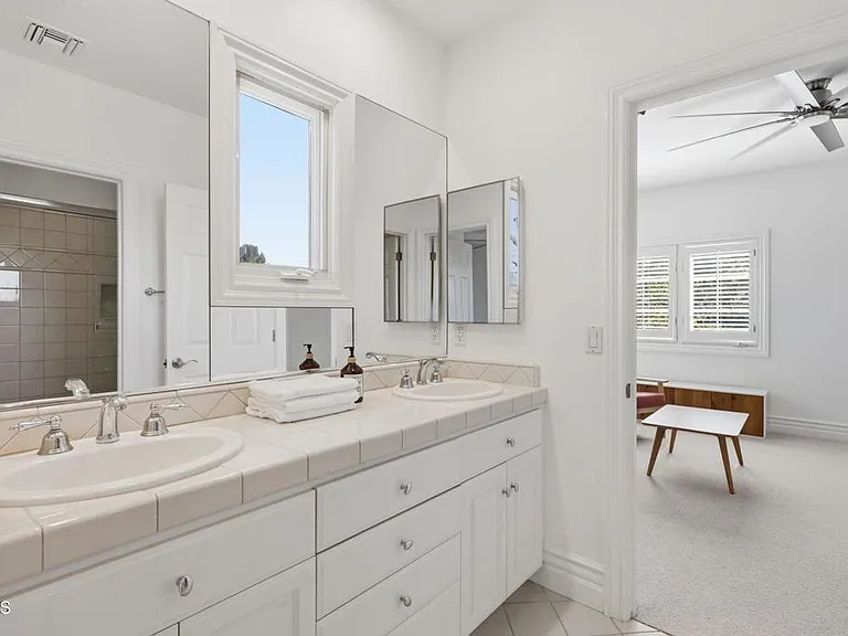 12986 Macdonald Dr — Photo 20