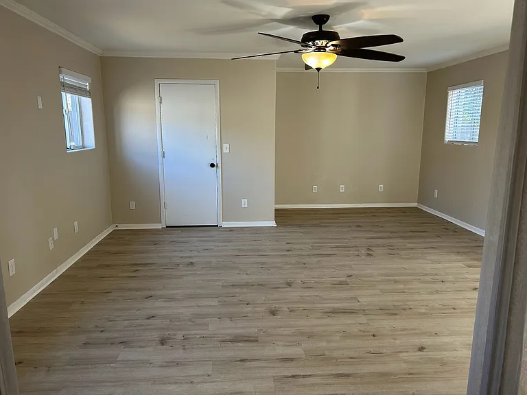 2933 W Muriel Dr — Photo 18