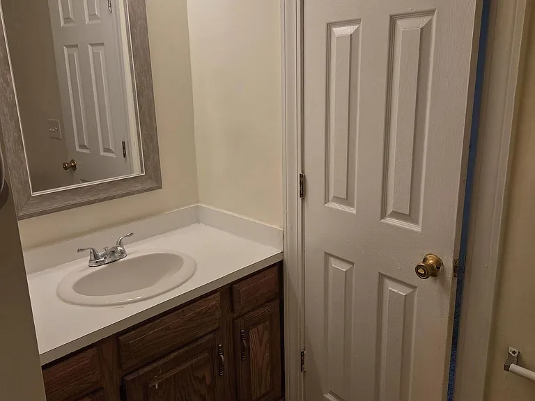 2902 Cedar Creek Rd #A — Photo 11