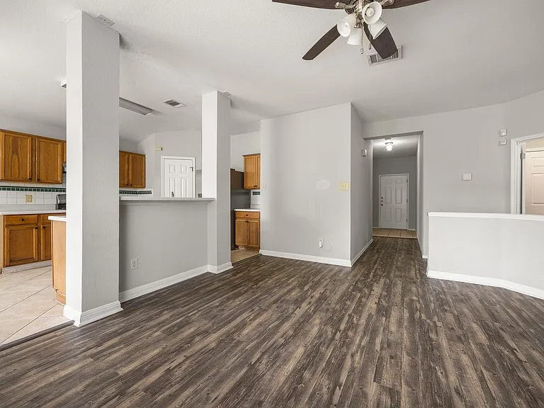 2021 Monica Ln — Photo 6