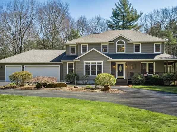 160 Gold St, Belchertown, MA 01007