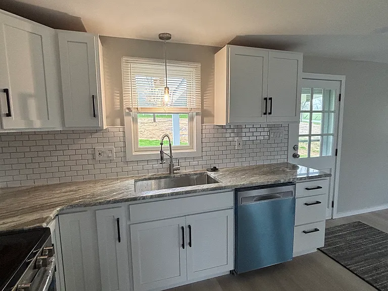 71 N Gravel Pond Rd — Photo 3
