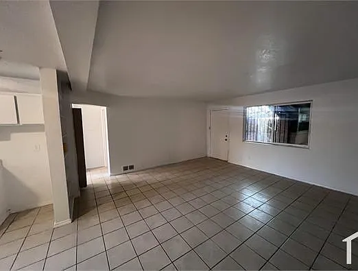 2 bed, 900 sqft, $1,149 — Photo 4