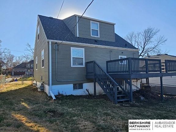 2nd image of 4240 Harrison St