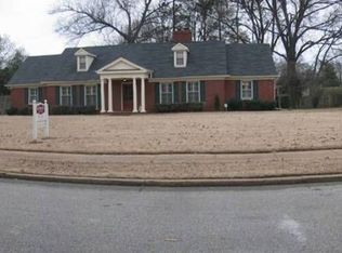 4926 Briarcliff Rd, Memphis, TN 38117