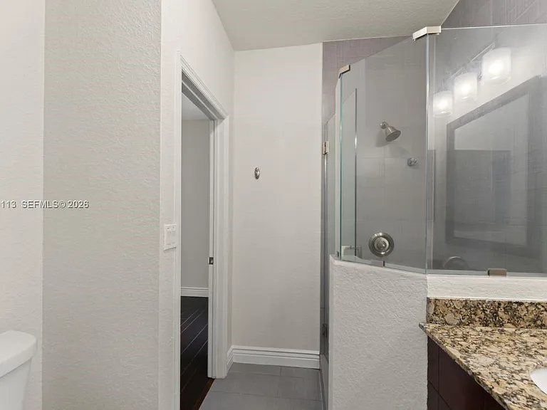 1110 NE 1st Ave #1110 — Photo 21