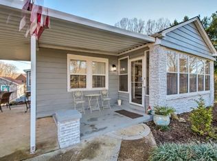 806 Mars Hill Rd, Florence, AL 35630