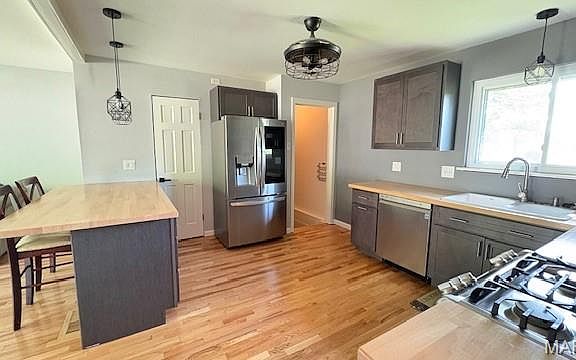 4th image of 4312 Norcrest Dr