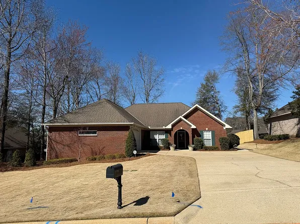11491 Saint Joseph St, Northport, AL 35475