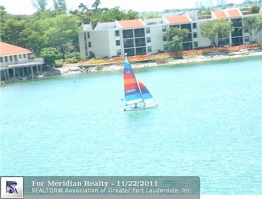 2nd image of 117 Lake Emerald Dr APT 104