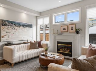 101 Boardwalk Dr, Toronto, ON M4L 3X9