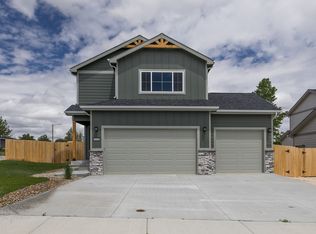 4870 Buffalo Meadows Way, Mills, WY 82644