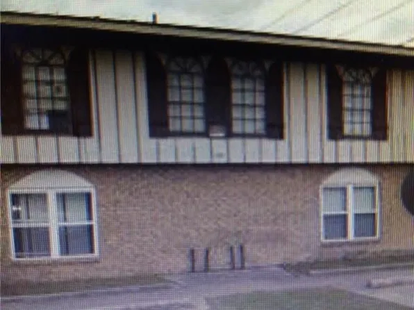 3737 Long Leaf Ln, Harvey, LA 70058