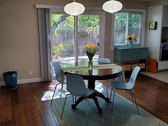 Family Room / Casual Dining