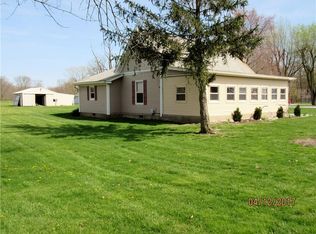 2697 S Meridian Rd, Greenfield, IN 46140