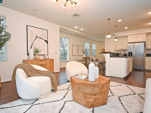 1807 Snell Pl, Milpitas, CA 95035