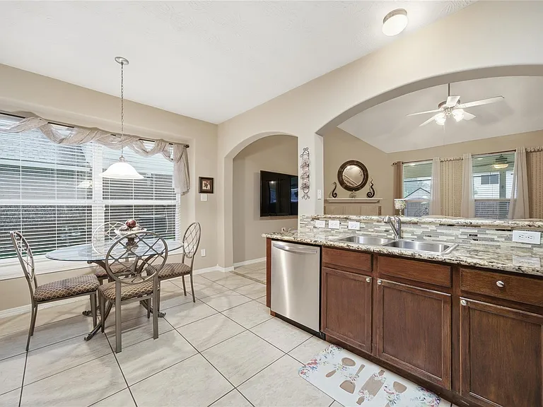 5106 Westwood Pines Dr — Photo 12