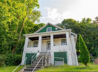 23 Beech St, Waterbury, CT 06704