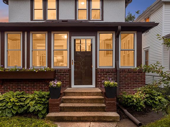 3rd image of 1202 Thomas Ave
