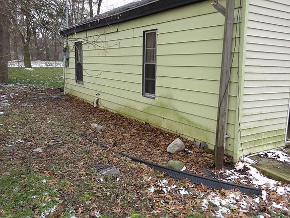 4th image of 117 Hopkins St