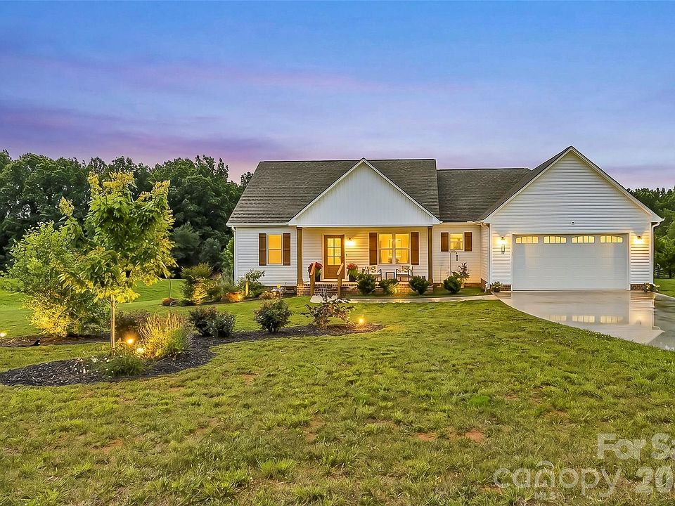 1st image of 1459 Malden Ct