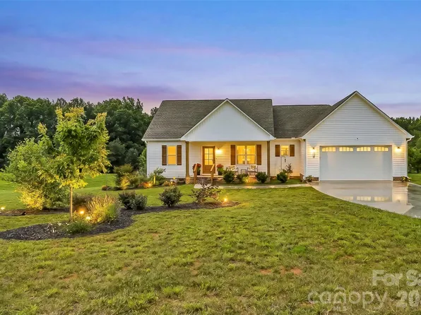 1459 Malden Ct, Crouse, NC 28033