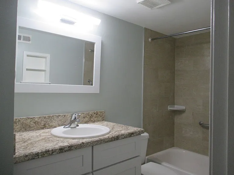 5903L Kingsford Rd — Photo 11