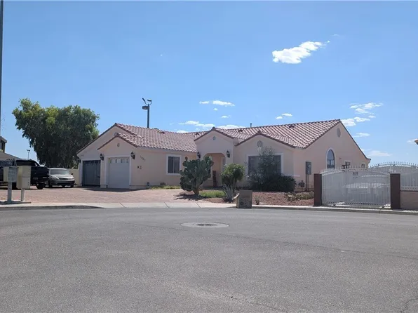 1061 Pikes Peak Ct, Sunrise Manor, NV 89110