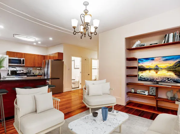 127 Day St #2, Jamaica Plain, MA 02130